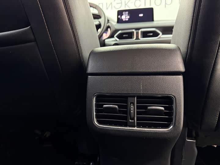 Фото 8 - Mazda CX-5