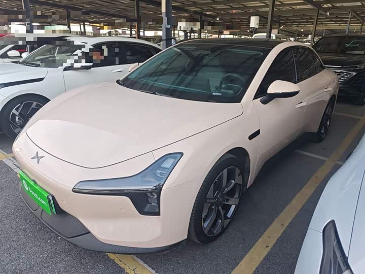 Фото 1 - XPeng Mona M03