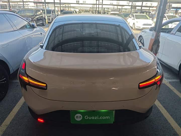 Фото 6 - XPeng Mona M03