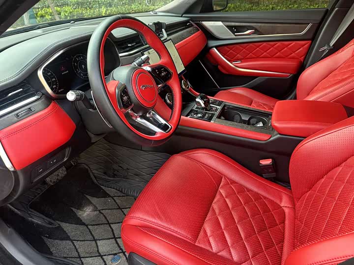 Фото 6 - Jaguar XF L