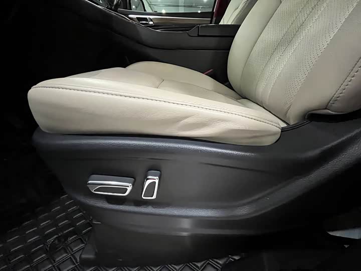 Фото 7 - GAC Trumpchi M8