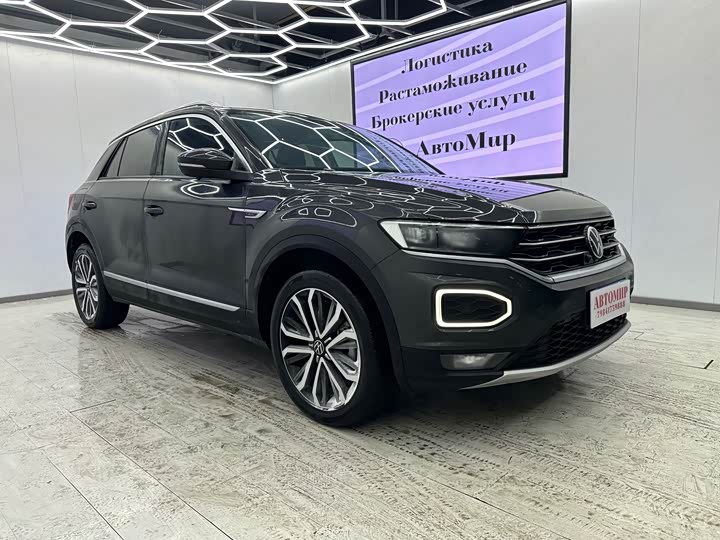 Фото 3 - Volkswagen T-Roc