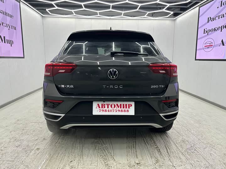 Фото 7 - Volkswagen T-Roc