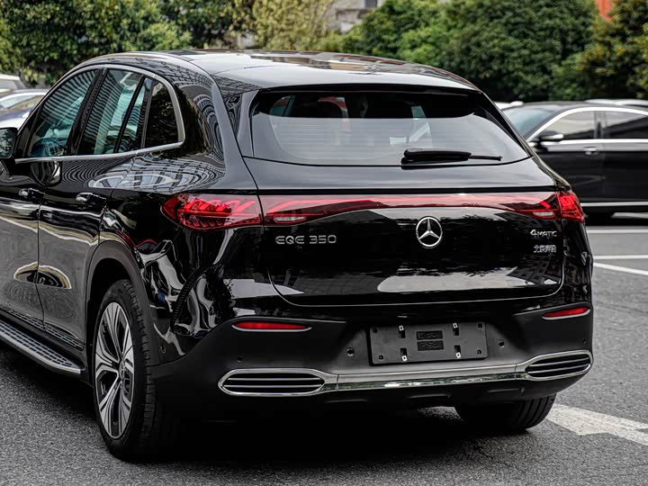 Фото 7 - Mercedes-Benz EQE SUV