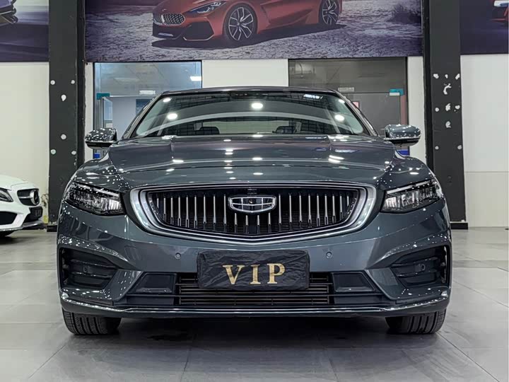 Фото 2 - Geely Preface