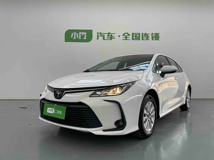 Фото 1 - Toyota Corolla