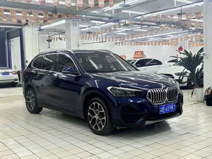 Фото 3 - BMW X1