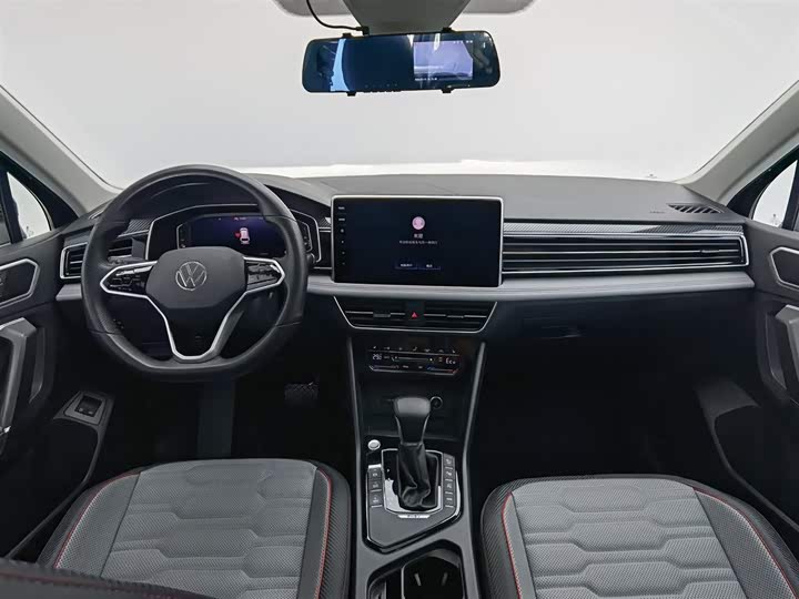 Фото 5 - Volkswagen Tiguan L Hybrid