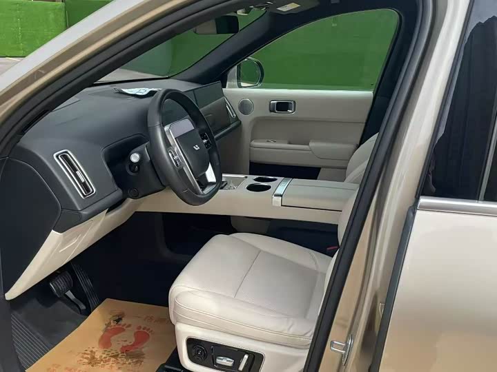 Фото 4 - LiXiang L9