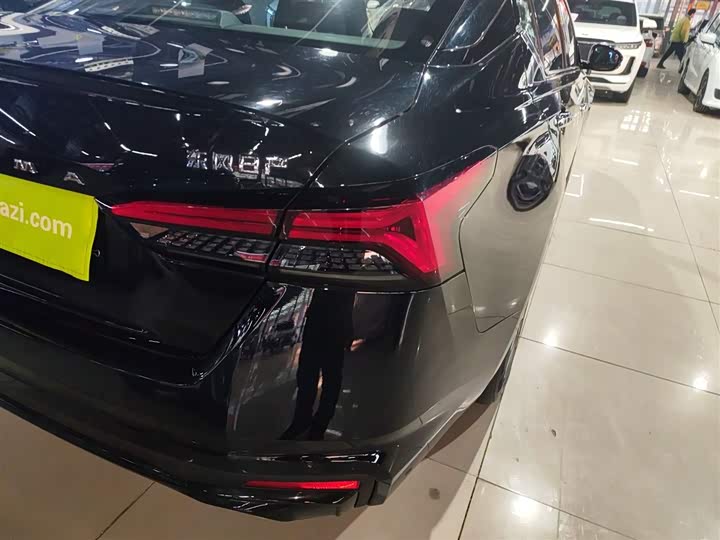 Фото 8 - Nissan Teana