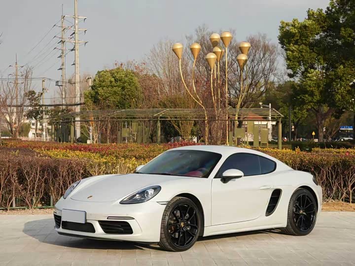 Фото 1 - Porsche 718