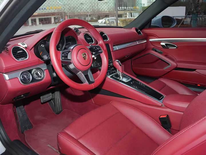 Фото 4 - Porsche 718