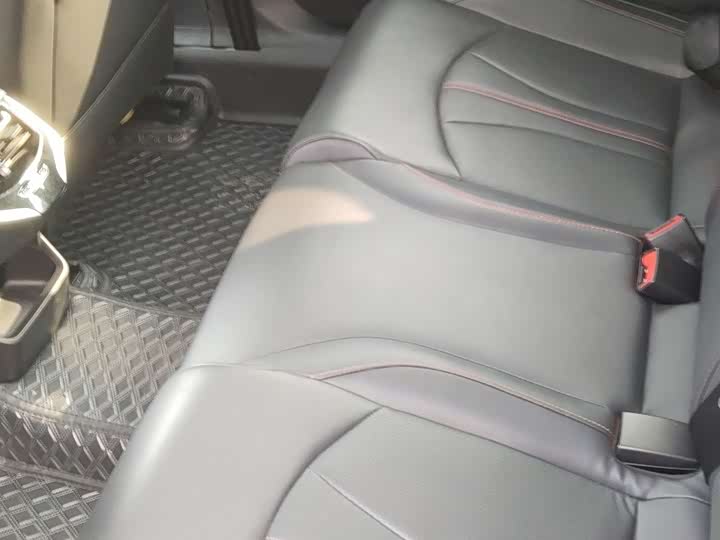 Фото 9 - MG Motor 7