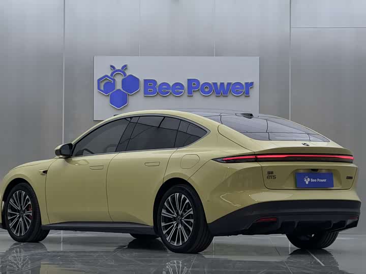 Фото 6 - Nio ET5