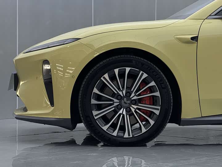 Фото 8 - Nio ET5