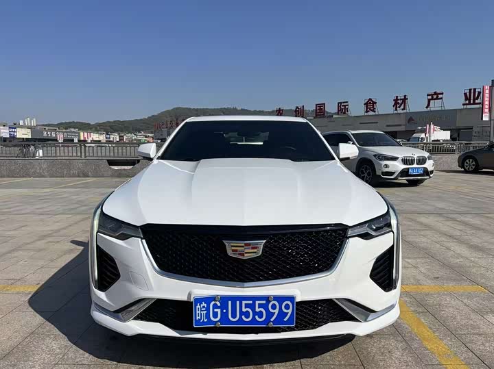 Фото 2 - Cadillac CT4