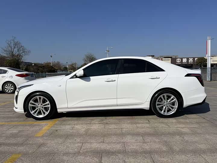 Фото 4 - Cadillac CT4