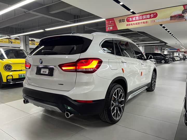 Фото 5 - BMW X1