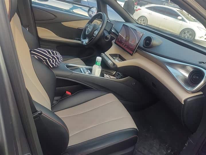 Фото 8 - BYD Dolphin