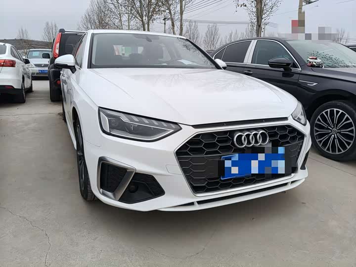 Фото 3 - Audi A4L