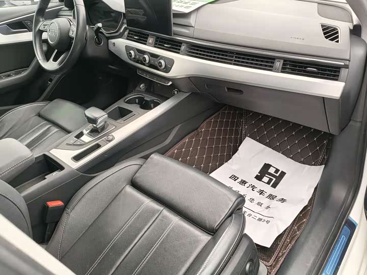 Фото 7 - Audi A4L