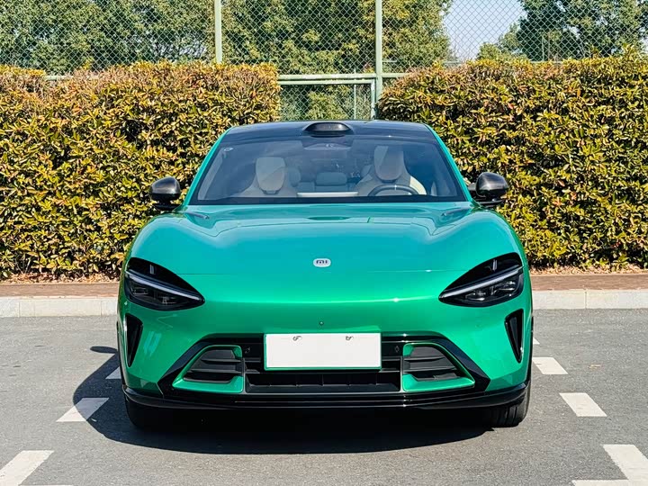 Фото 2 - Xiaomi YU7