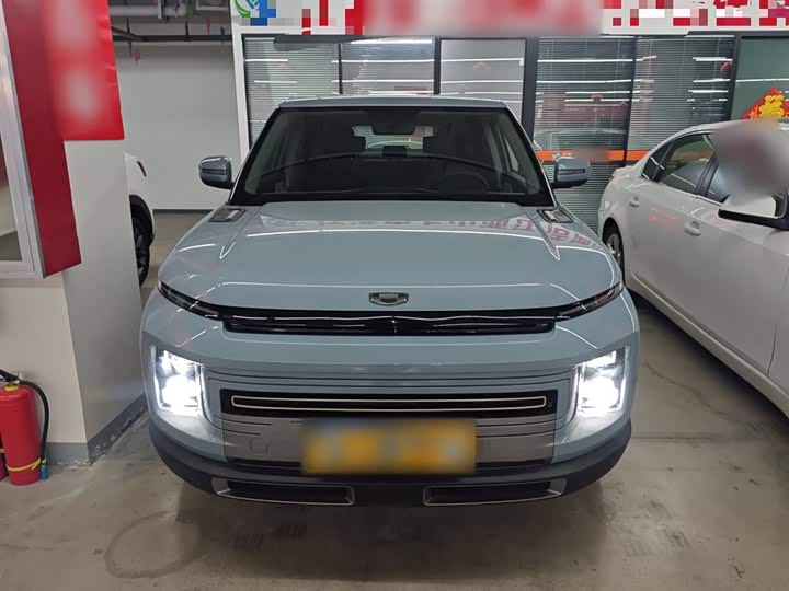 Фото 3 - Geely Icon