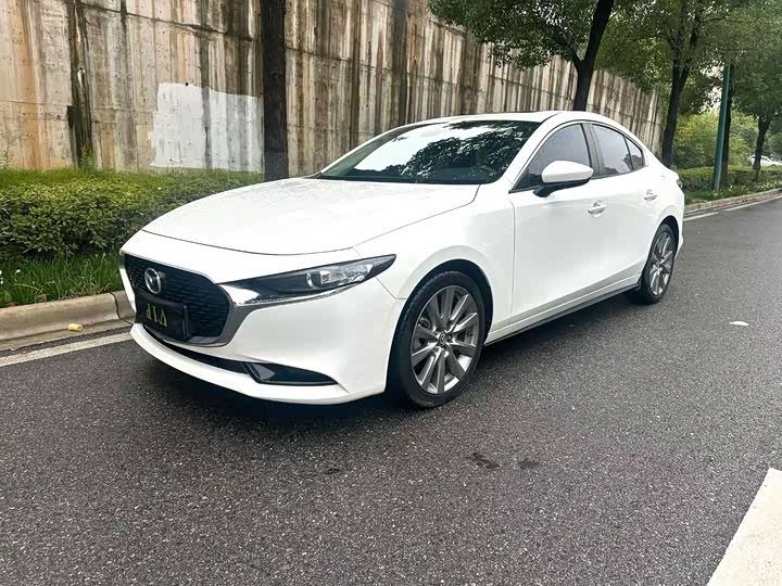 Фото 1 - Mazda 3 (Axela)