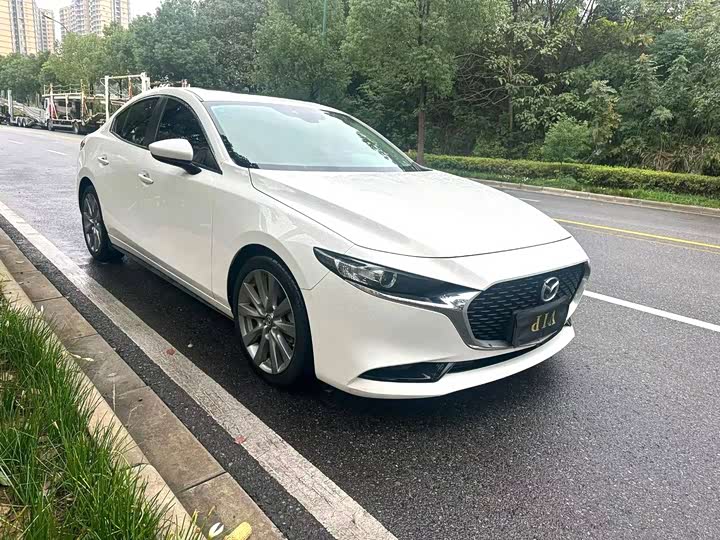 Фото 3 - Mazda 3 (Axela)
