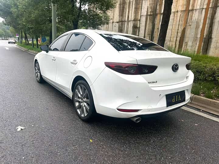 Фото 7 - Mazda 3 (Axela)