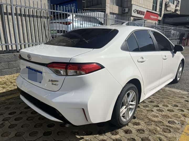 Фото 5 - Toyota Levin