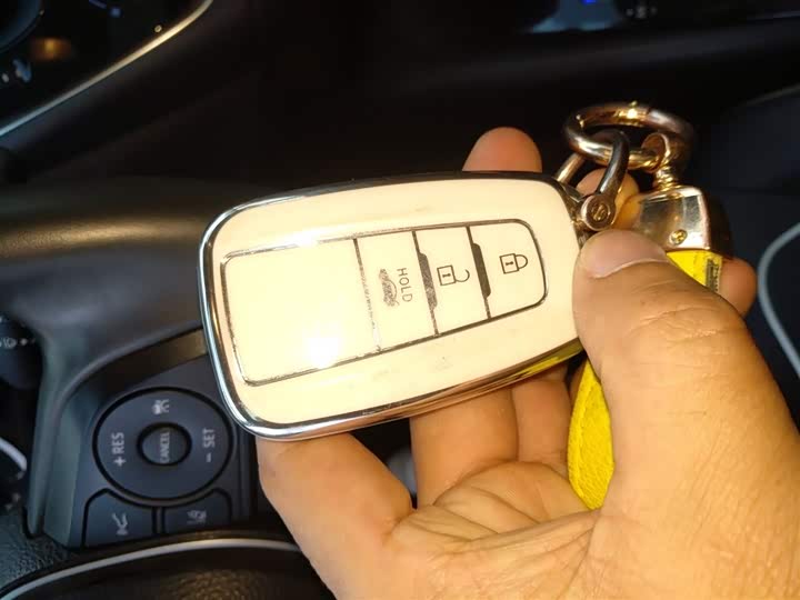 Фото 9 - Toyota Corolla