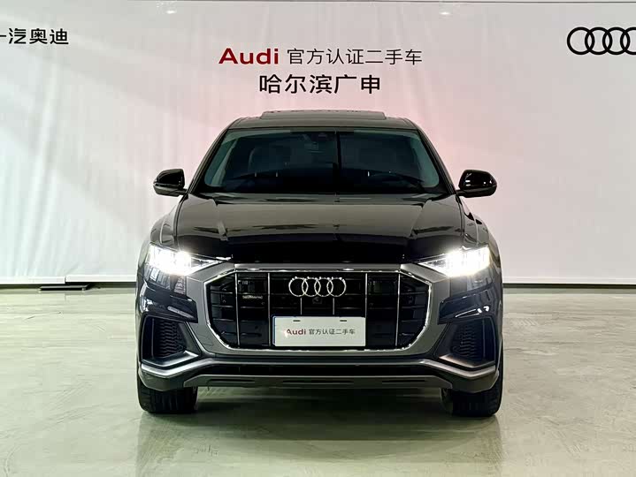 Фото 5 - Audi Q8
