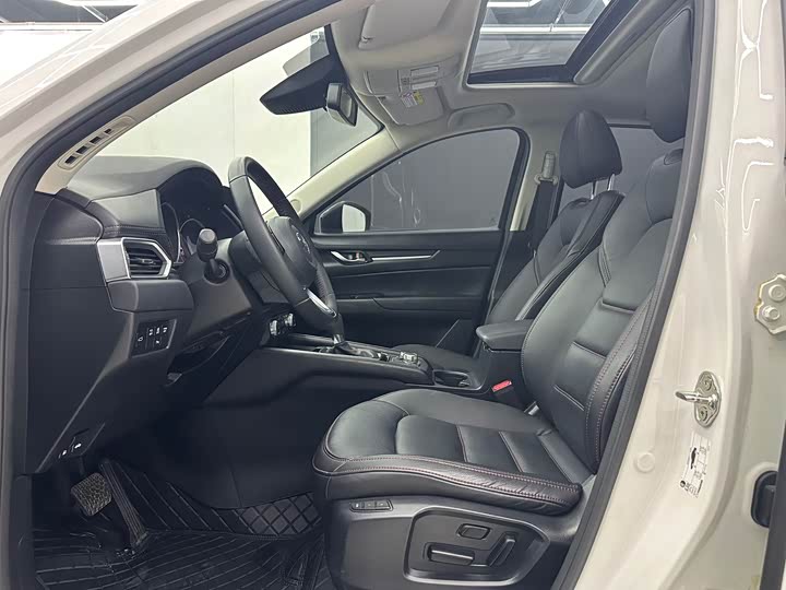 Фото 4 - Mazda CX-5