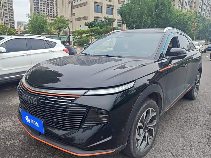 Фото 1 - Haval F7 (Monster)