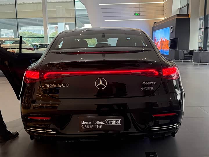 Фото 5 - Mercedes-Benz EQE