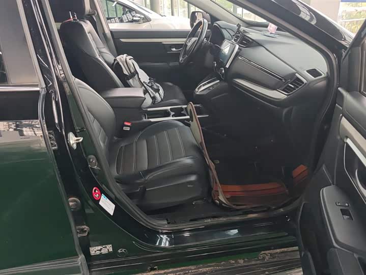 Фото 8 - Honda CR-V