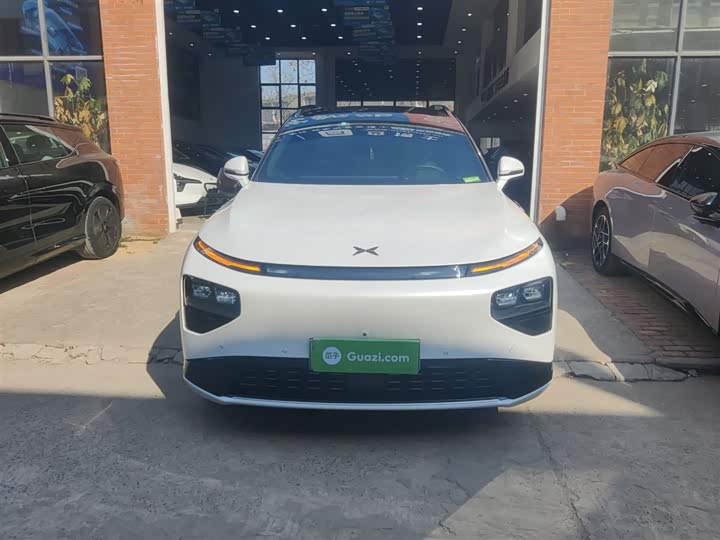 Фото 3 - XPeng G9