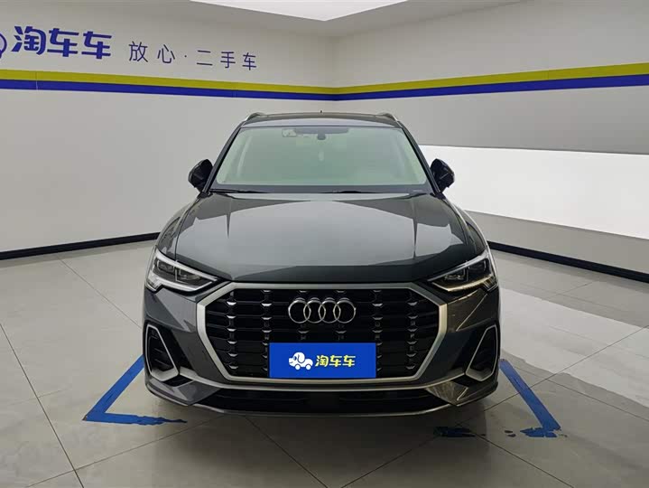 Фото 2 - Audi Q3