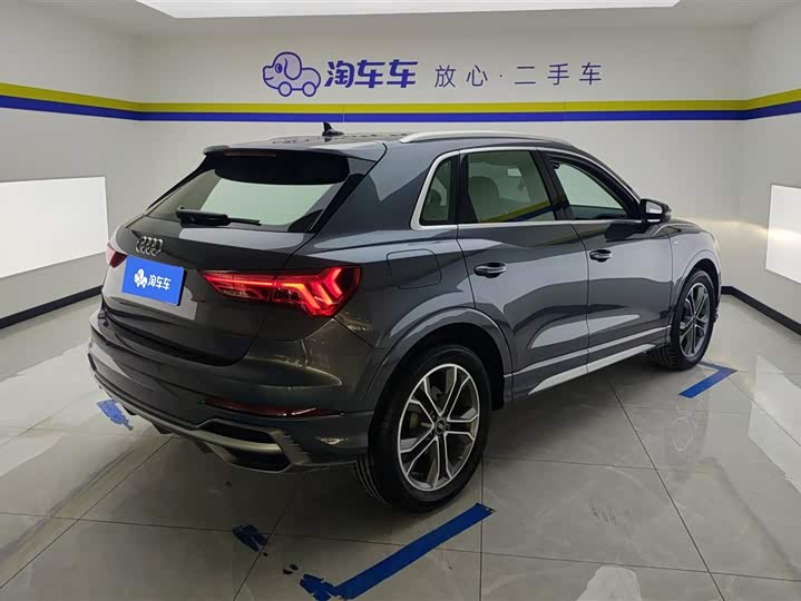 Фото 3 - Audi Q3