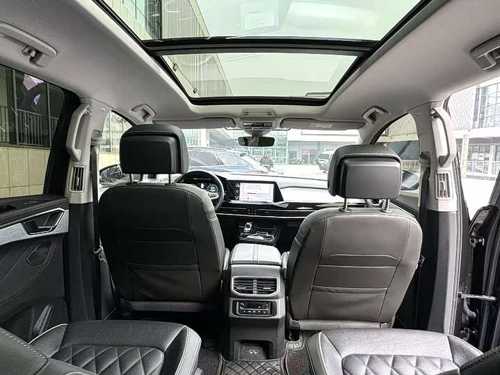 Фото 6 - Volkswagen Talagon