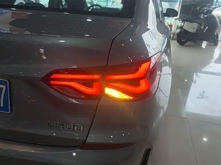 Фото 8 - Chevrolet Monza