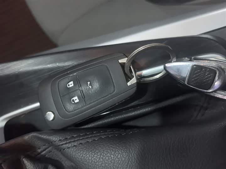 Фото 9 - Chevrolet Monza