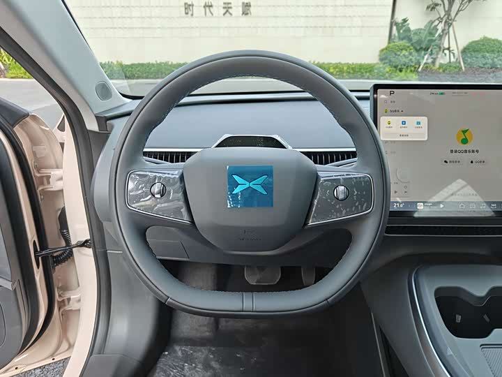 Фото 8 - XPeng Mona M03