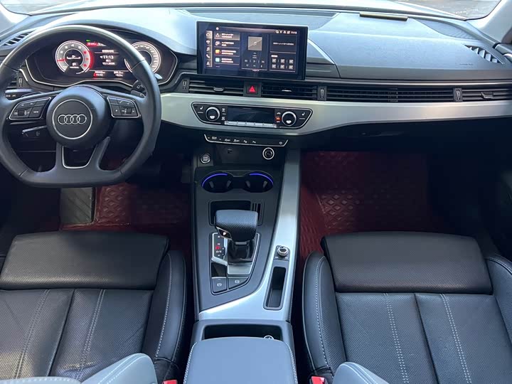 Фото 7 - Audi A4L