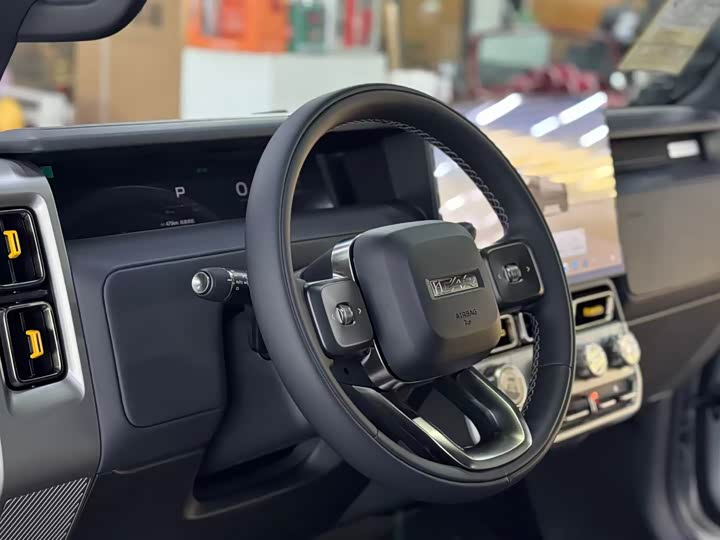 Фото 3 - Chery iCar V23