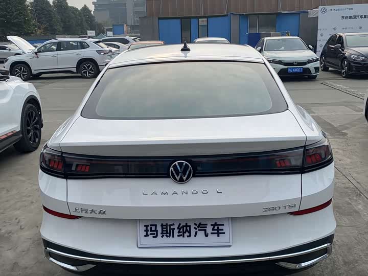 Фото 4 - Volkswagen Lamando L