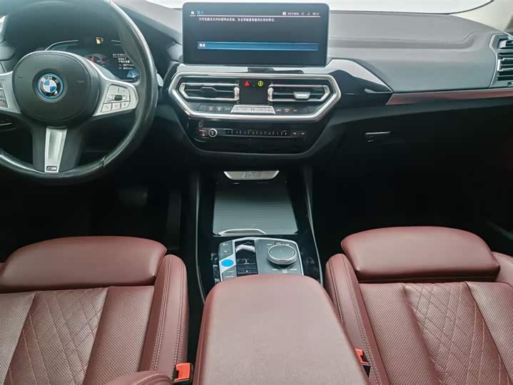 Фото 7 - BMW iX3