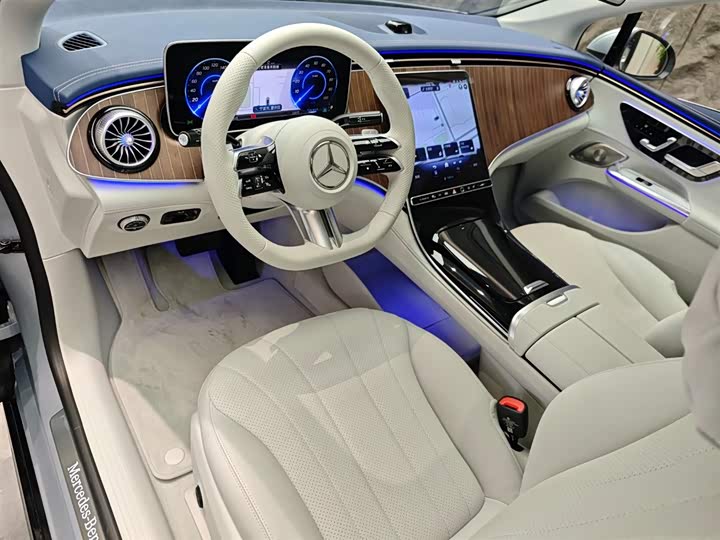 Фото 6 - Mercedes-Benz EQE