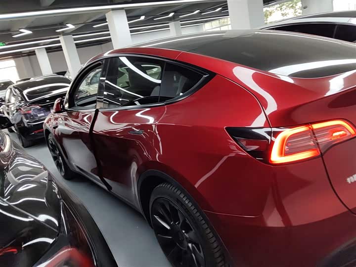 Фото 5 - Tesla Model Y